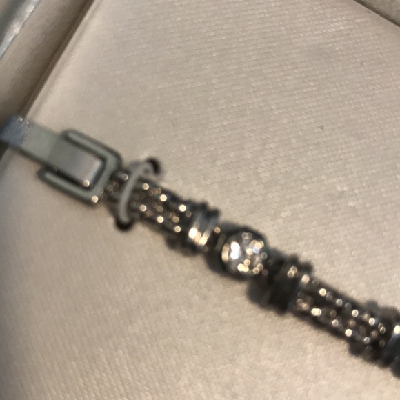 Boxed silver tone cubic zirconia bracelet - Picture 3 of 4